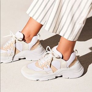 Schutz - Jackye “Dad Snekaer”